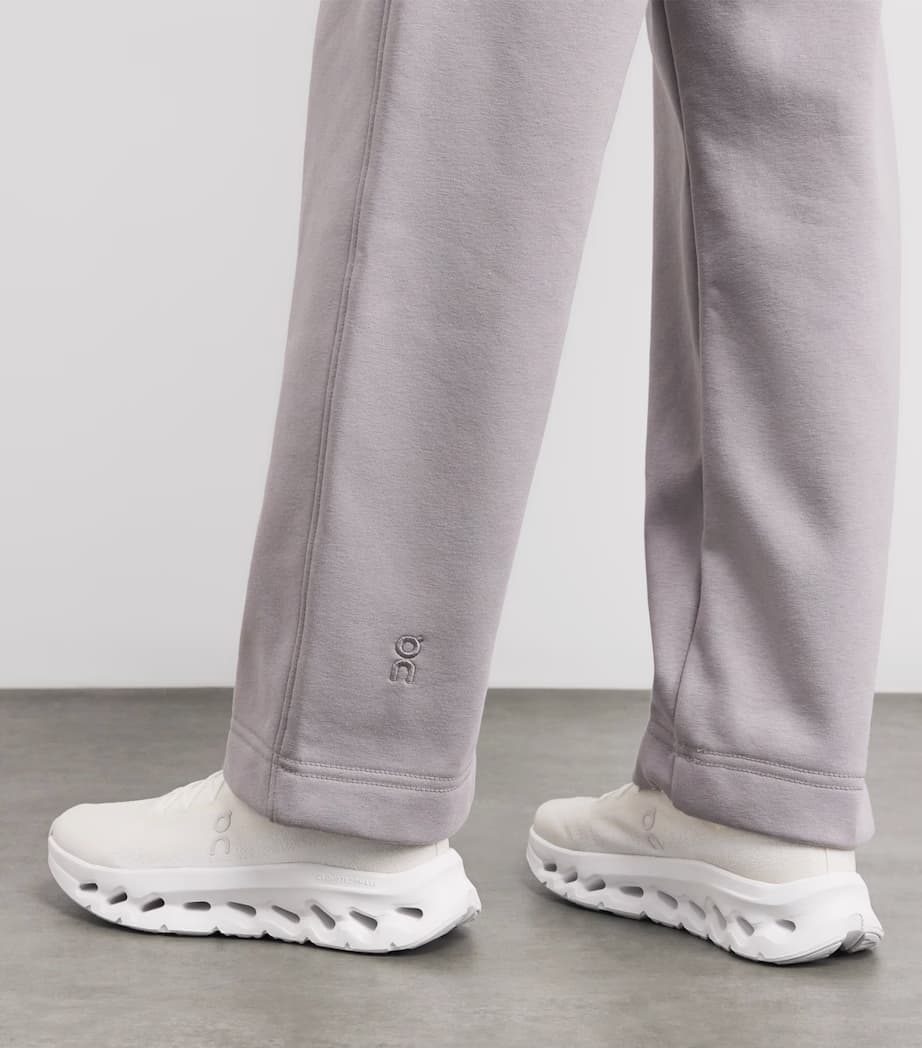 ON Cloudtilt Trainers